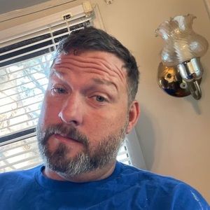 Meet your Posher, Jonathan